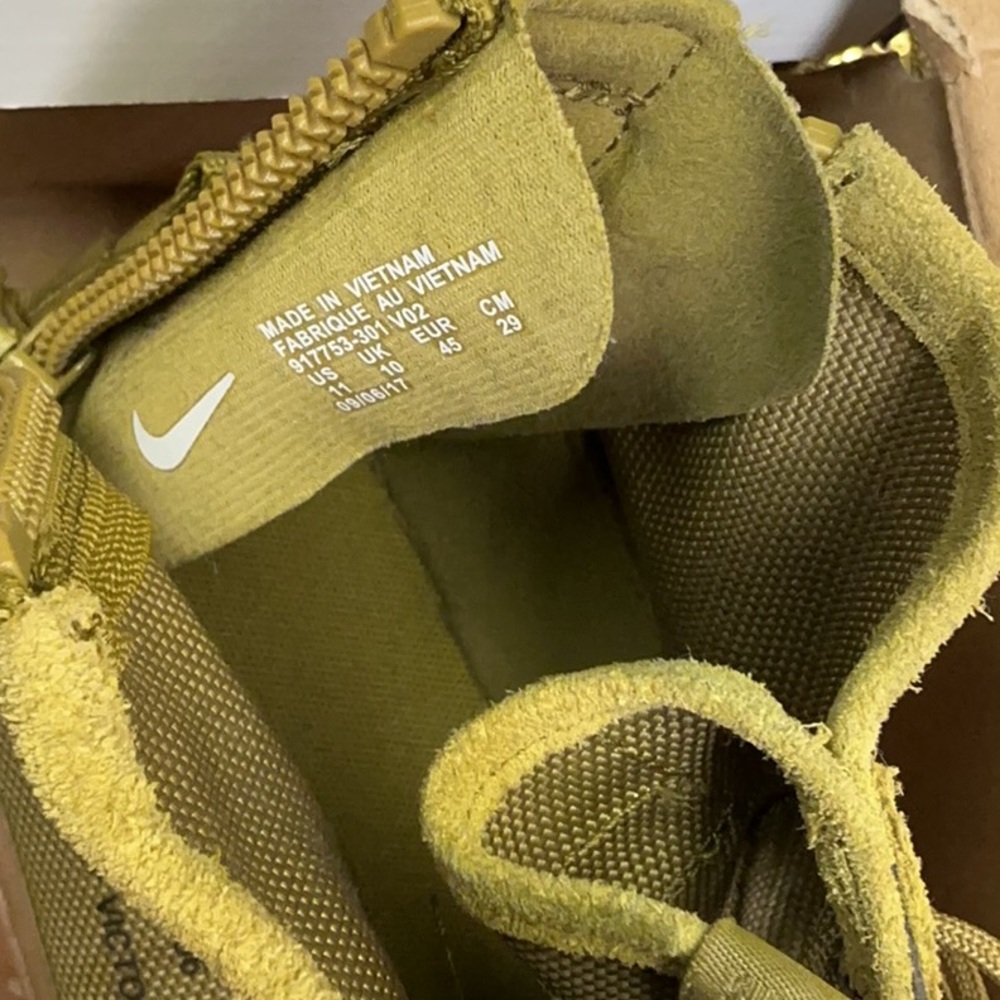Nike Green Combat Moto Boots High-Top - Picture 2 of 3